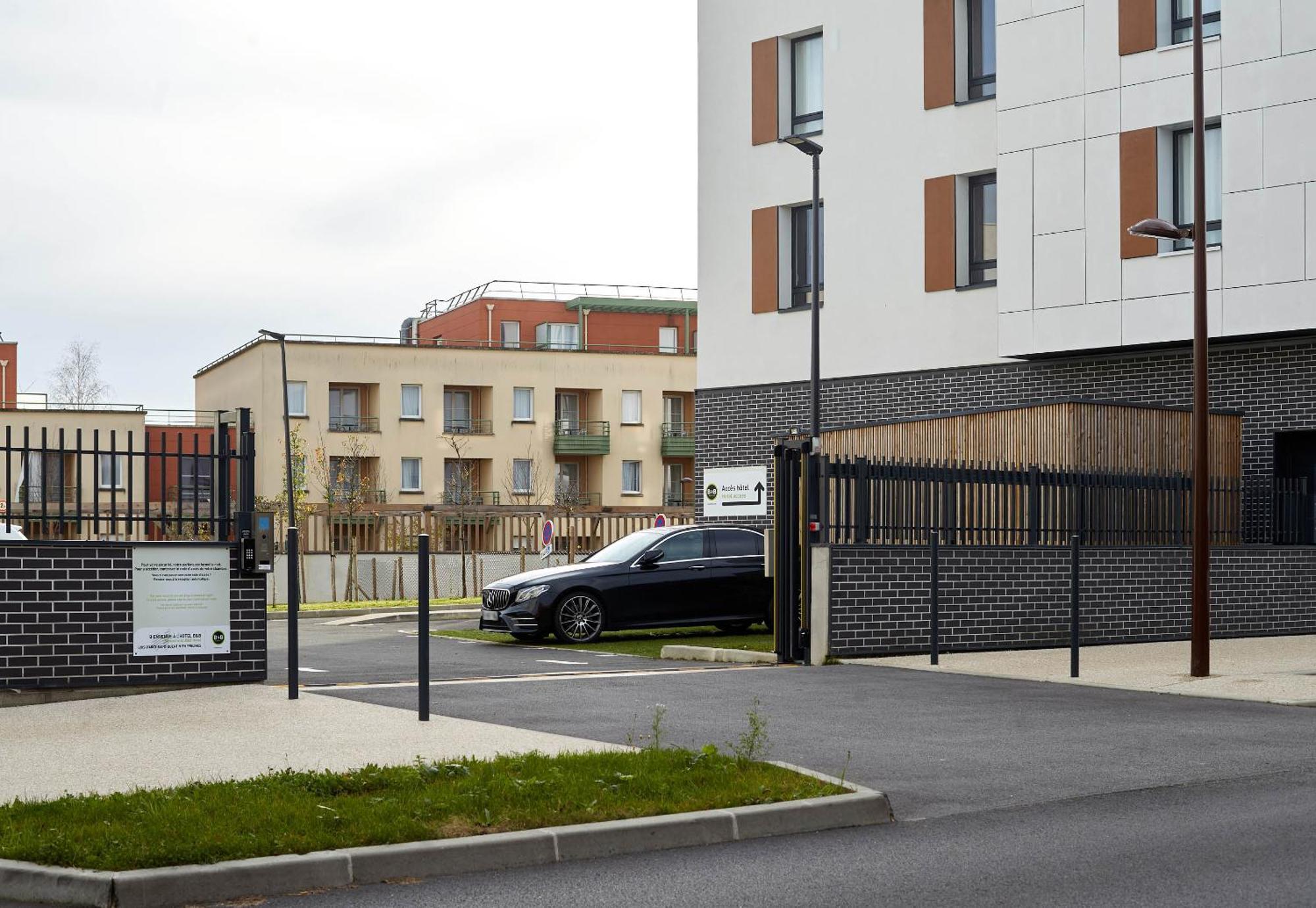 B&B Hotel Bois D'Arcy Saint Quentin En Yvelines Exterior photo